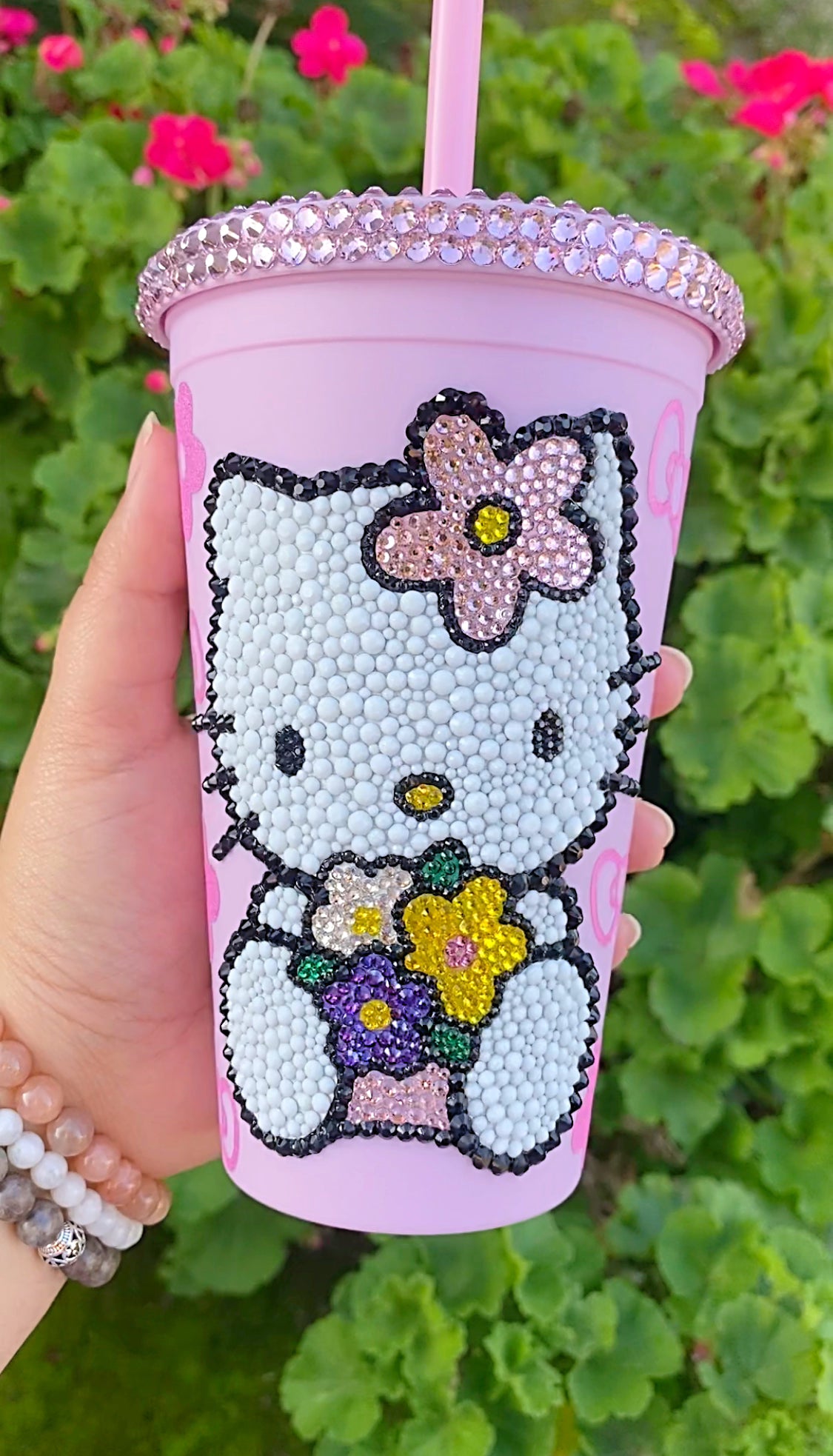 Hello kitty – Crafting with Nessy